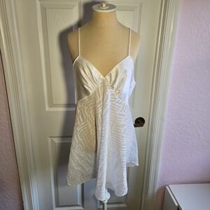 L A II Vintage White Satin Nightgown Size L Nightie Chemise Lingerie Made In USA